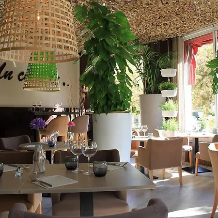 Otel Adonis Grand Des Bains