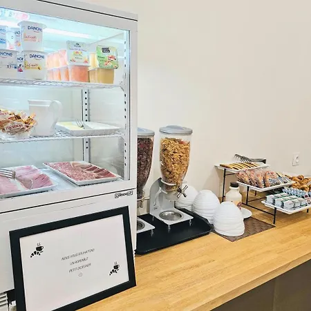 阿多尼斯萨那丽洗浴大酒店