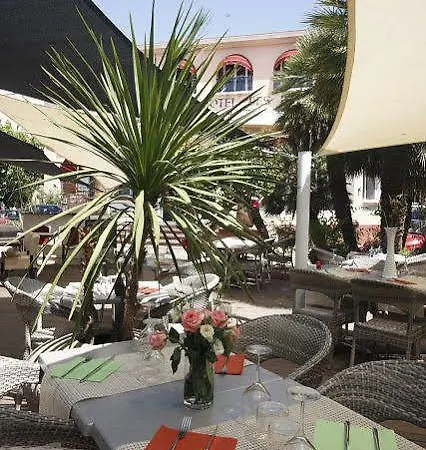阿多尼斯萨那丽洗浴大酒店 3*